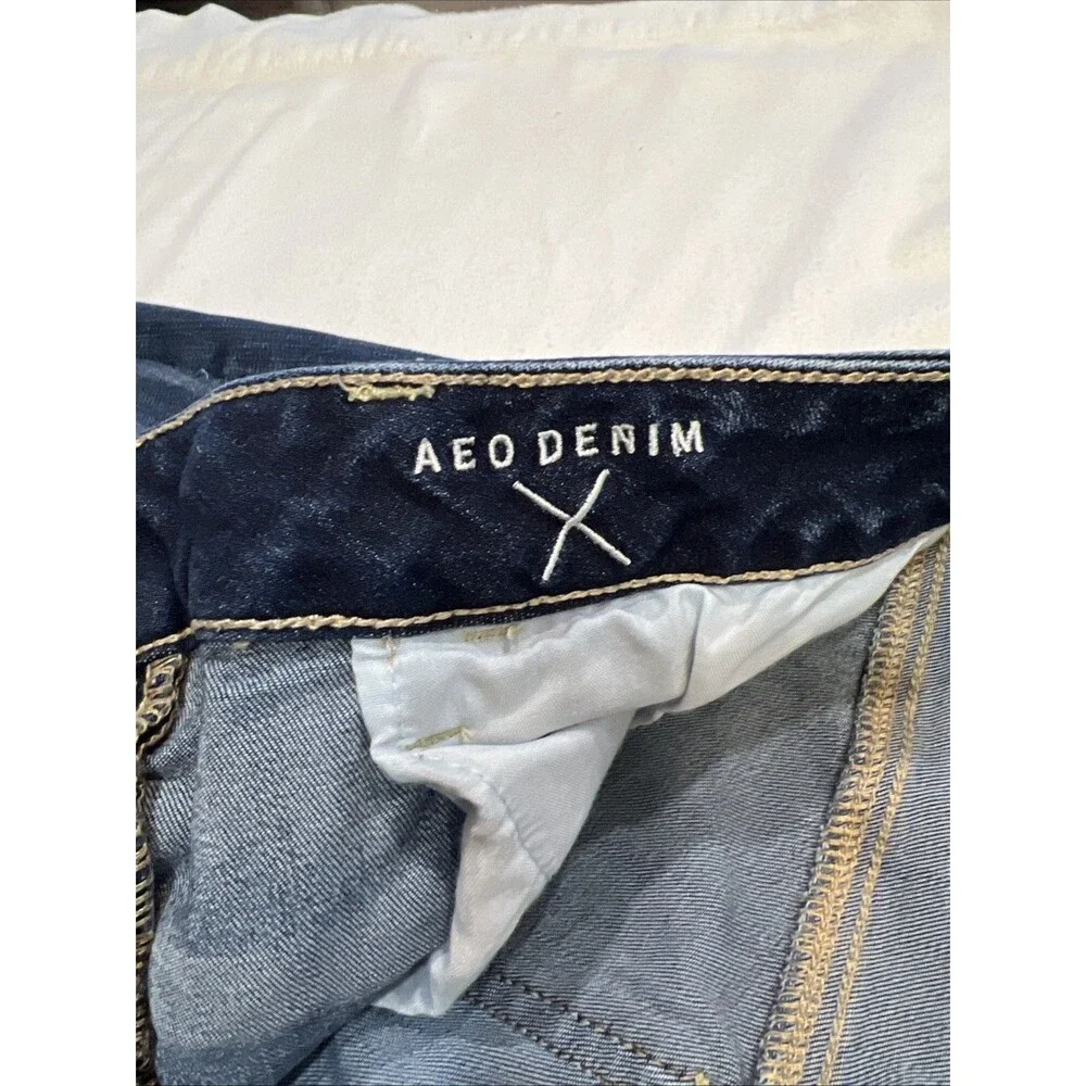 Women’s American eagle jeggings distressed destroyed medium wash size 8 regular - Picture 3 of 14